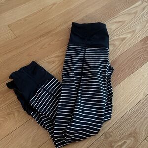 Striped Black and White womens lululemon  Leggings